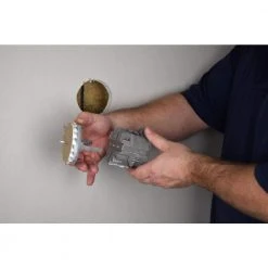 Shark Tooth Smart Box with Hole Saw by Southwire -Electro Gear Shop southwire boxes brackets msbst250 c3 1000